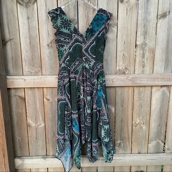 ModCloth Dress Chiffon Paisley Double V-Neck Flounce Edge Sleeveless Size Medium - Picture 2 of 8